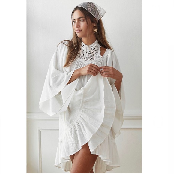 Free People Dresses & Skirts - Free People Giving Us Sass Tunic Mini Dress In Ivory